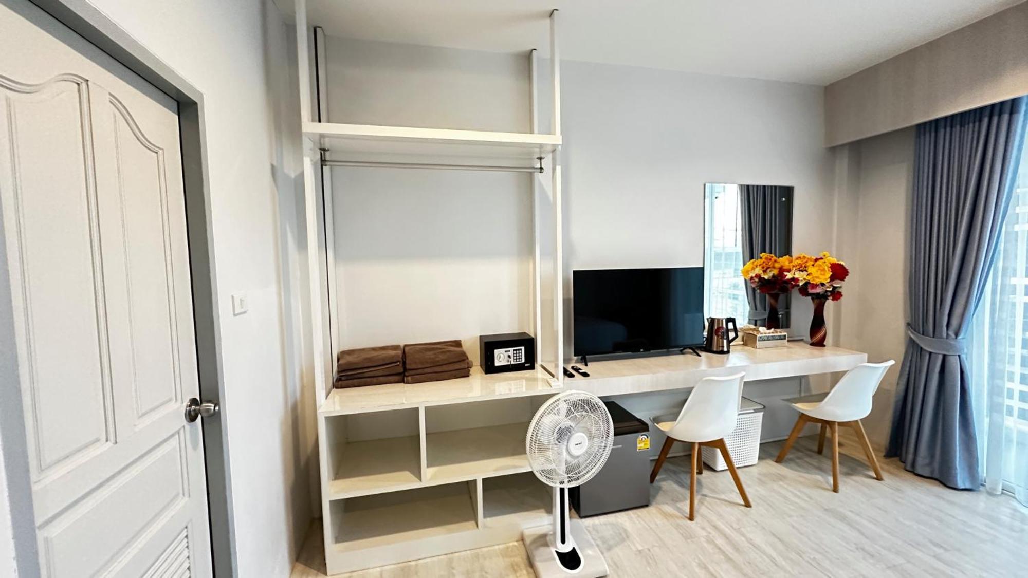 לינה וארוחת בוקר קראבי Auriflex House מראה חיצוני תמונה